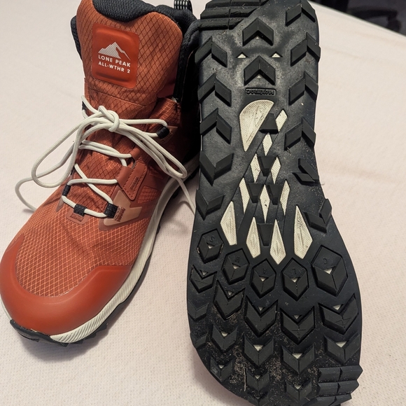 Altra Men's Athletic Shoes - Orange ( Dark Clay)and Black - Picture 8 of 12